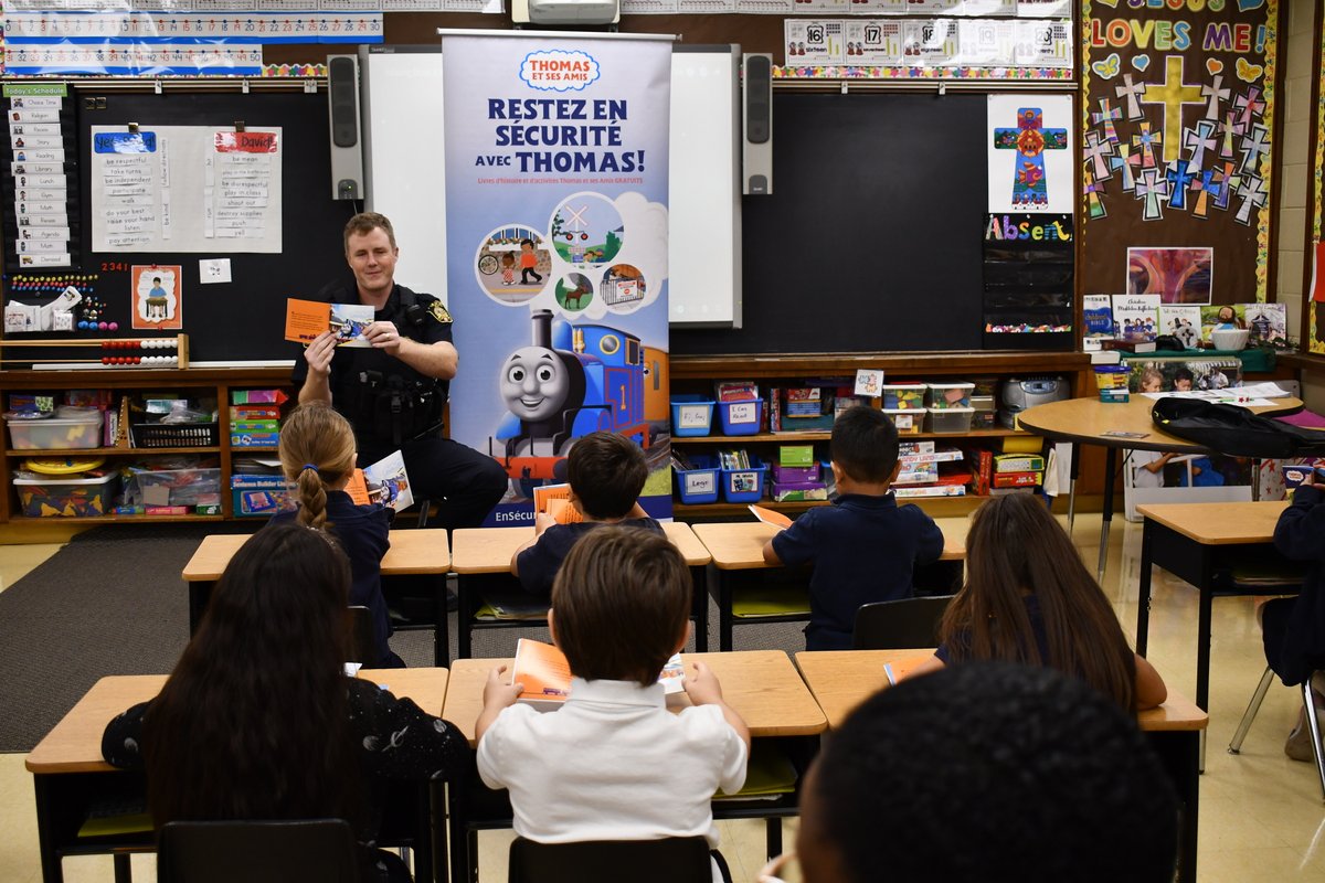 CPKCrail's tweet image. CPKC Police Constable James Archdekin reads Thomas &amp;amp; Friends &amp;amp; shares rail safety information with students at an elementary school in Hamilton, Ont. during Rail Safety Week. 

Remember: anytime is train time! #STOPTrackTragedies #RSW2024