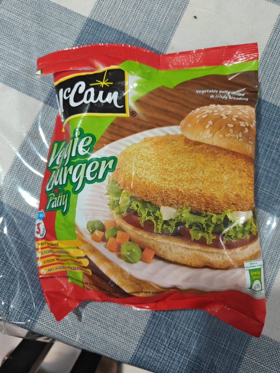 MishnaKapur's tweet photo. Found this insect in a sealed packet of veggie burger patty McCain this morning while preparing tiffin in the morning. Luckily saw this insect was big enough to be spotted while thawing.. what are these companies selling, no food safety..

Pls avoid McCain products. https://t.co/PjK456E9il