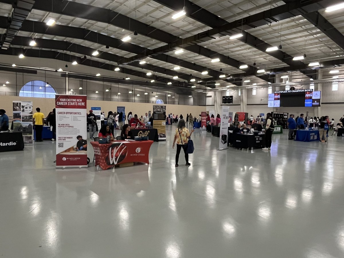 🌧️ Rain or shine, Montgomery is ready to work! 🌧️

A huge shoutout to the 465 job seekers and 60+ companies who braved the weather to make today's Job Fair at The Multiplex @ Cramton Bowl a success! We're so proud of the resilience and determination shown by our community.