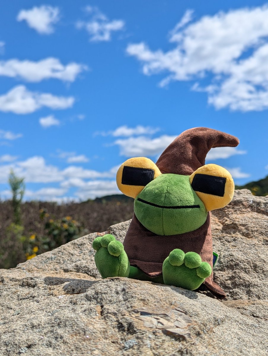 elmrealm tweet media