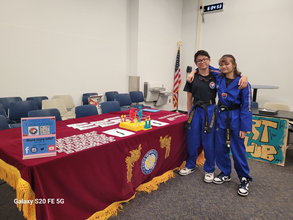 What a great turnout at tonight's Dake Open. It was so great meeting so many families, and we look forward to an amazing year!
<a href="/AHogestyn/">Alexa Hogestyn, EdD</a> <a href="/WestIrondequoit/">West Irondequoit CSD</a>