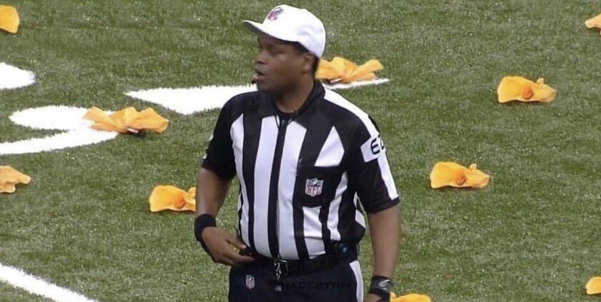 NFLMemes's tweet photo. Cowboys vs. Giants… https://t.co/guMtU9N4cP