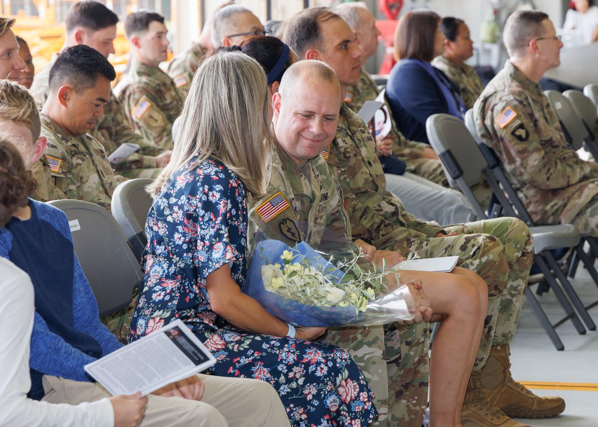 9月26日、キャンプ座間のキャスナー陸軍飛行場で在日米陸軍航空大隊の