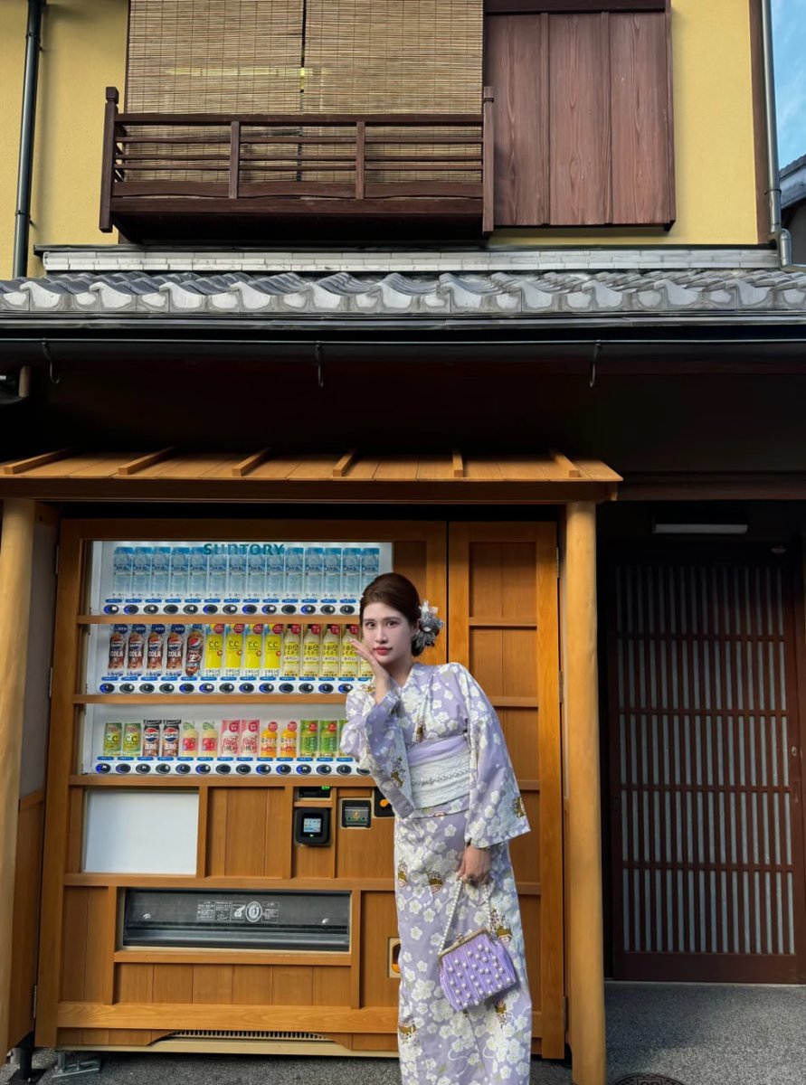 シェール tweet media