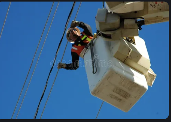 BrittConchLass's tweet photo. A shout out to all the #LINEMEN across America - you all are the best of the best... you put everyone first... Thank You! God Bless you all!!! 🫡🇺🇸🇺🇸🇺🇸🇺🇸🇺🇸🇺🇸🇺🇸🇺🇸🇺🇸🇺🇸🇺🇸🇺🇸🇺🇸🇺🇸🇺🇸🇺🇸🇺🇸🇺🇸🇺🇸🇺🇸🇺🇸 https://t.co/iVHRHzYqES
