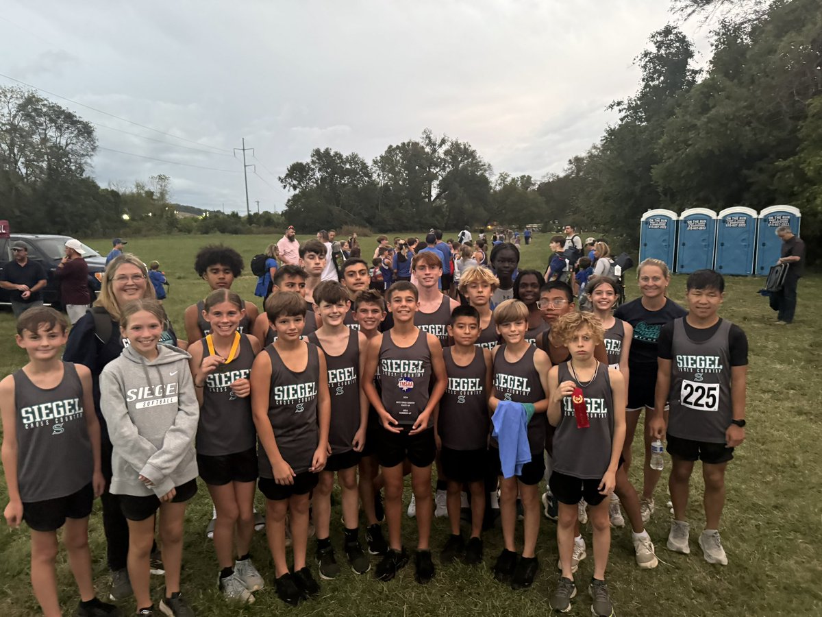 mrs_cheuvront's tweet photo. @SiegelMiddle XC another very successful performance at TMSAA Area 11 Sectional Meet. The varsity boys team qualified for state, and were the 2nd place team (out of 20). The girls team got 7th place (out of 15). https://t.co/2xOHA5U8sl