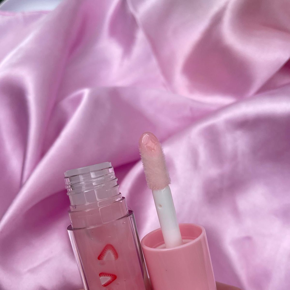 GmzCollections's tweet photo. gorgeous glosses for gorgeous girls 🥂🧚‍♀️

shop here: https://t.co/9qjBrq31II https://t.co/iM2VfGtfyL