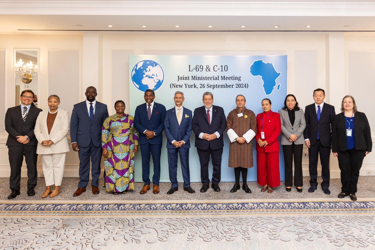 DDNewslive's tweet photo. External Affairs Minister @DrSJaishankar attended the First-ever Joint Ministerial Meeting of L-69 and C-10 groupings of nations
#UNGA79 | #UNSCReforms | @MEAIndia