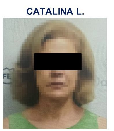 siete_letras's tweet image. ¡3 meses de prisión!

Catalina, la mujer que arrastró a un perrito con su camioneta en @GobTlaquepaque y que decía ser policía, pasará al menos 3 meses en la cárcel.

Allí esperará sentencia. 

La presión social hizo justicia esta vez.