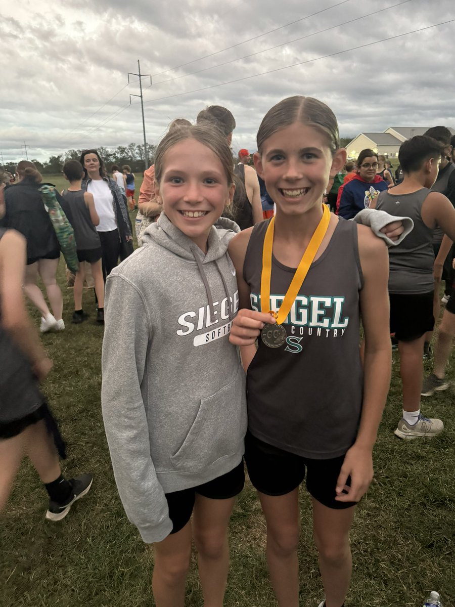 mrs_cheuvront's tweet photo. @SiegelMiddle XC Individual Awards from the TMSAA Sectional Qualifier

7th Girls Varsity Tinsley Ridge

4th Boys Varsity Gavin Maholmes 

2nd Combined JV John Mark Pepper

State Qualifiers Tinsley Ridge and Mia Teller and Boys Varsity Team https://t.co/b9vy2N24sA