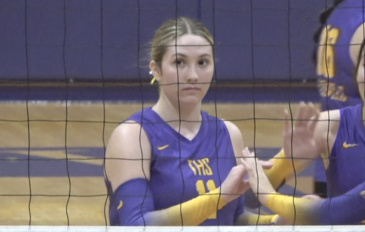 Channel1450com's tweet photo. Taylorville Volleyball Sweeps Lincoln For Twelfth Win  https://t.co/8gREaModN8 https://t.co/WcMd0V1ryk