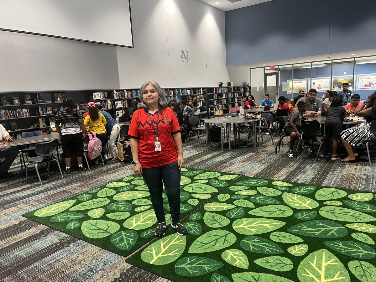 MrsU♥sBooks tweet media