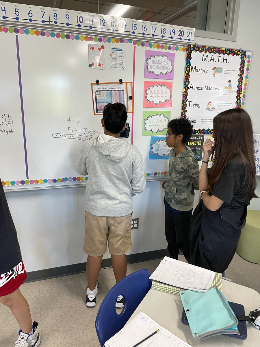 KaitlinBowker's tweet image. Dividing fractions word problems practice for our thinking task in #6thgrademath yesterday in preparation for our quiz. Don’t forget that order matters for division! #buildingthinkingclassrooms @LincJrHi