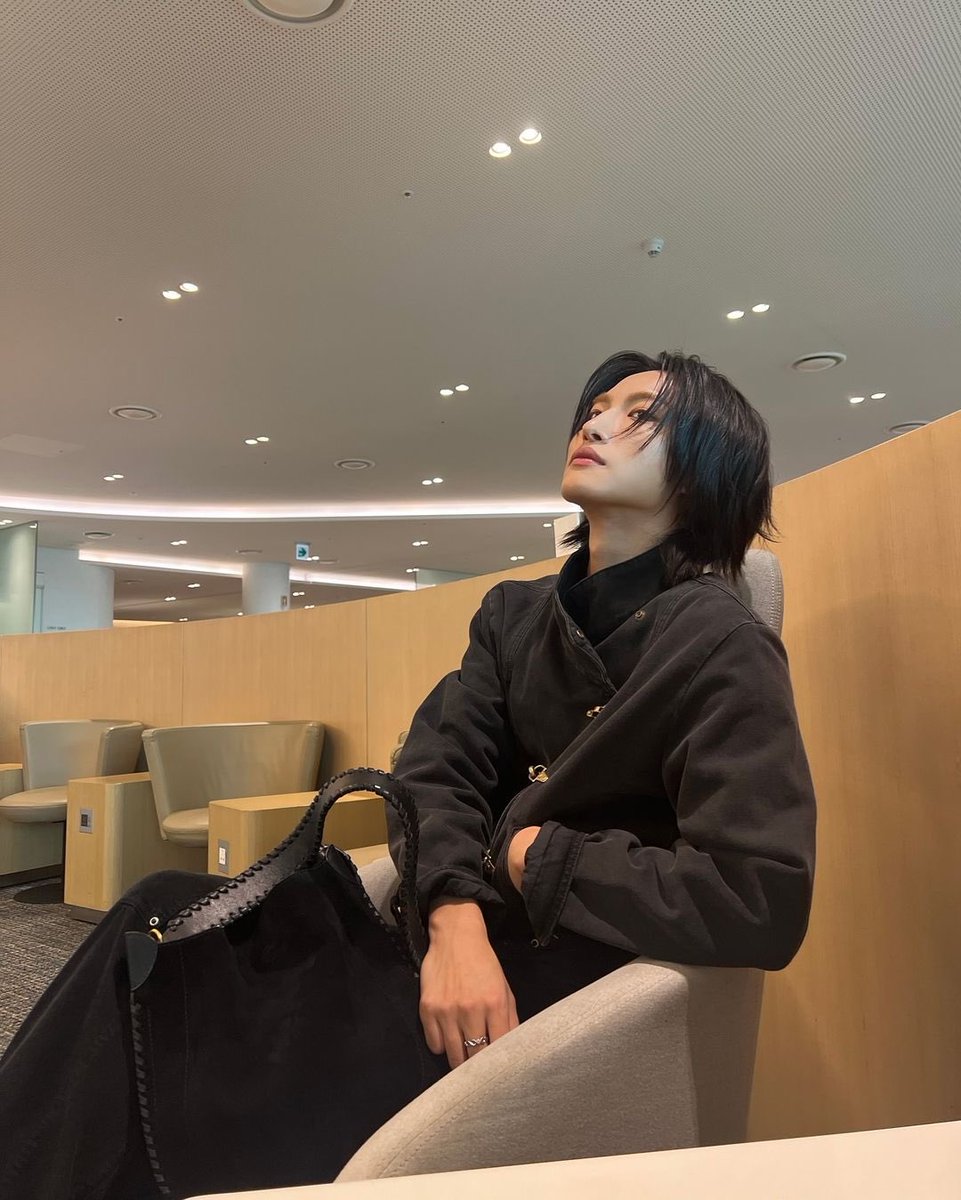 1024updates's tweet photo. [📷] 240927 | SEONGHWA

#성화 #IsabelMarant #IsabelMarantSS25 @ATEEZofficial https://t.co/uyAxSnybta