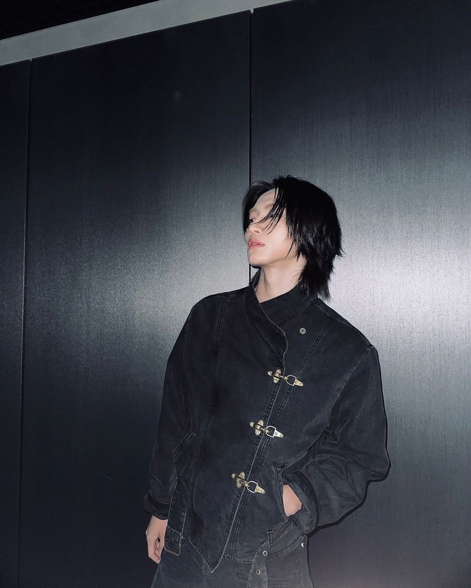 1024updates's tweet photo. [📷] 240927 | SEONGHWA

#성화 #IsabelMarant #IsabelMarantSS25 @ATEEZofficial https://t.co/uyAxSnybta