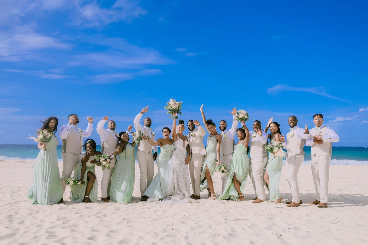 With the best wedding support you could ever ask for. #HRHCPuntaCana #HardRockHotels (📸: jjstudio_photo)