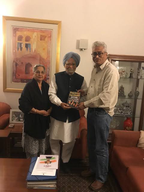 sardesairajdeep's tweet photo. A day late but better late than never. Happy birthday to former PM Dr Manmohan Singh. I was 26 in 1991 when the economy was liberalised. It was a moment in time that changed an entire generation or two by widening opportunities . Later as I got to know him a bit (he was no longer PM then), he exuded a quality which is rare in public life: DECENCY. Unfailingly polite and generous with his time and knowledge. Yes, he was an ‘accidental’ PM but he was also a PM of scholarship and dignity. Happy birthday sir 🙏🙏