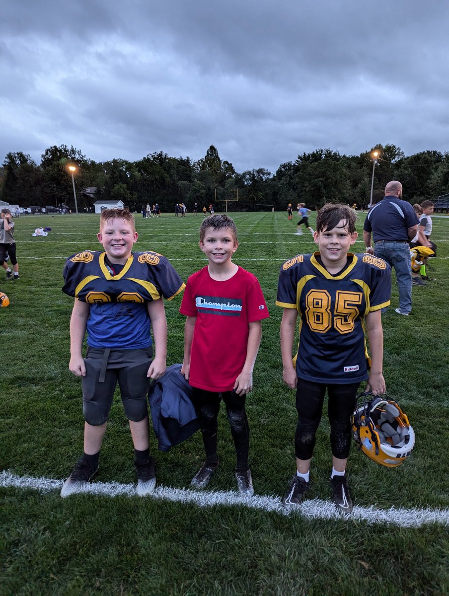 David Staszak (@tms_staszak) on Twitter photo Our week 4 athletes of the week:
Offensive: Matthew Gurley
Defensive: Bryce Chapman
Hustle: Liam Brown
<a href="/TYFBlueDevils/">Tallmadge Youth Football</a> Our week 4 athletes of the week:
Offensive: Matthew Gurley
Defensive: Bryce Chapman
Hustle: Liam Brown
<a href="/TYFBlueDevils/">Tallmadge Youth Football</a>