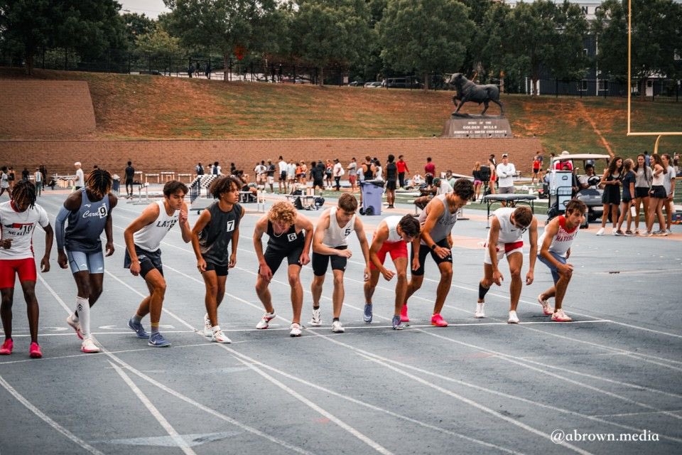 carsonwxctrack's tweet image. Had another great race at the ncrunners elite tune up with a 2 second PR in the 800. l've struggled with good competition this season and it feels good to finally be challenged.