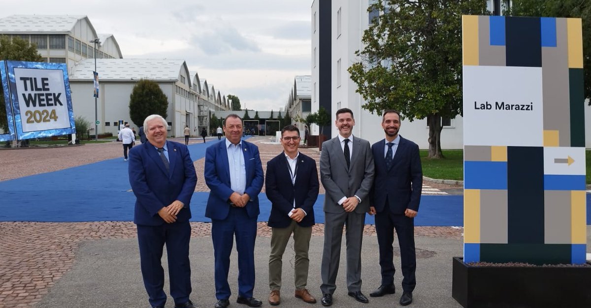 👋🏻👋🏻Greetings from Italy! 

A delegation of Qualier is attending <a href="/CersaieOfficial/">Cersaie</a> , the Italian ceramic tile exhibition, where they are starting to organize the participation of outstanding personalities of the ceramic sector in next #Qualicer26.
