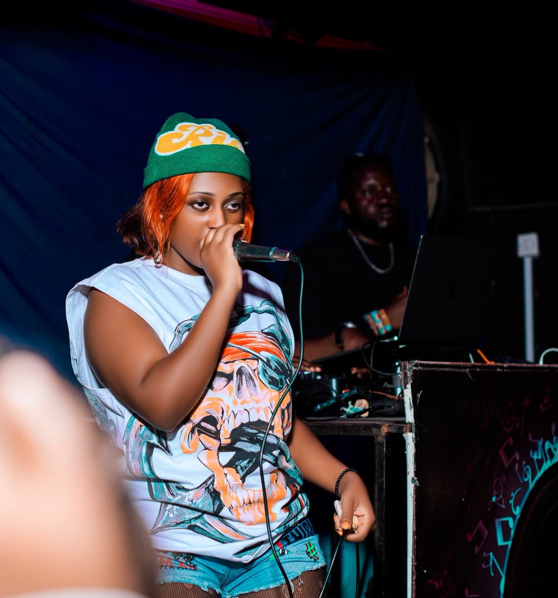 AYIREMAH's tweet photo. New Music soon. More Fire 🔥 ❤ #cofirm
https://t.co/oiAHW6HENQ https://t.co/iK94Isr16t