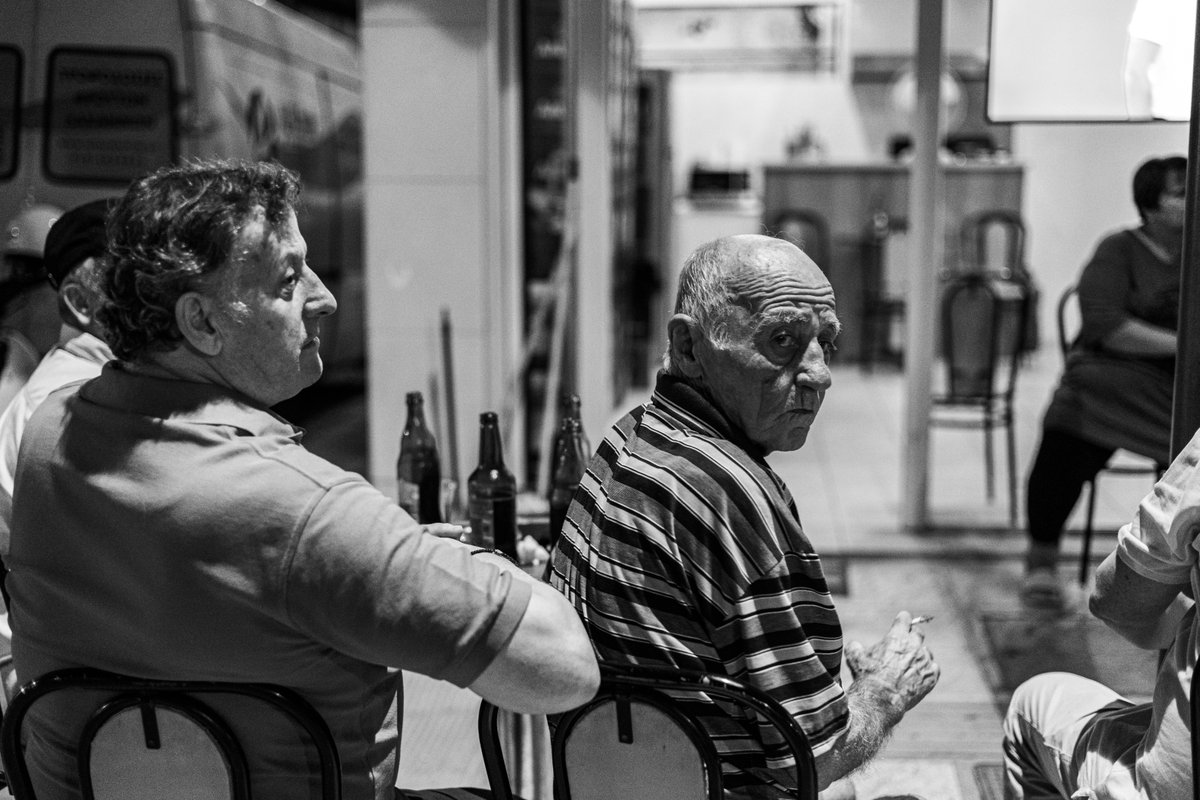 Demonstration for migrant worker Mohamed Kamran (38) of Pakistani origin who died under police custody in Athens, Greece. His body shows signs of severe abuse as documented by the photos of Documentonews.

📷Thanos Loukopoulos

#Μοχάμεντ_Καμράν #StopPoliceBrutality #antireport