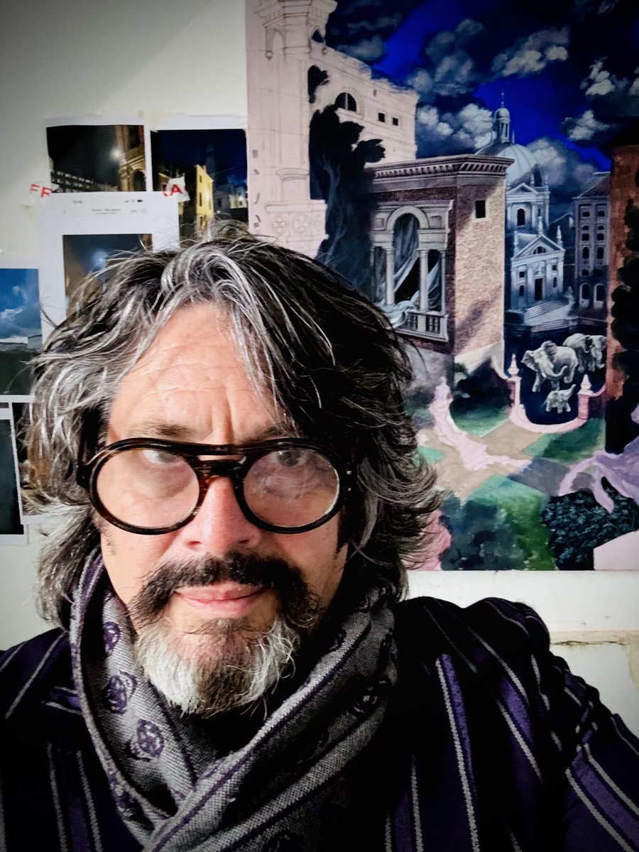 News!…. I’ll be showing my new paintings (including that unfinished fella in the background) @ Cotswold Contemporary from 29th November x