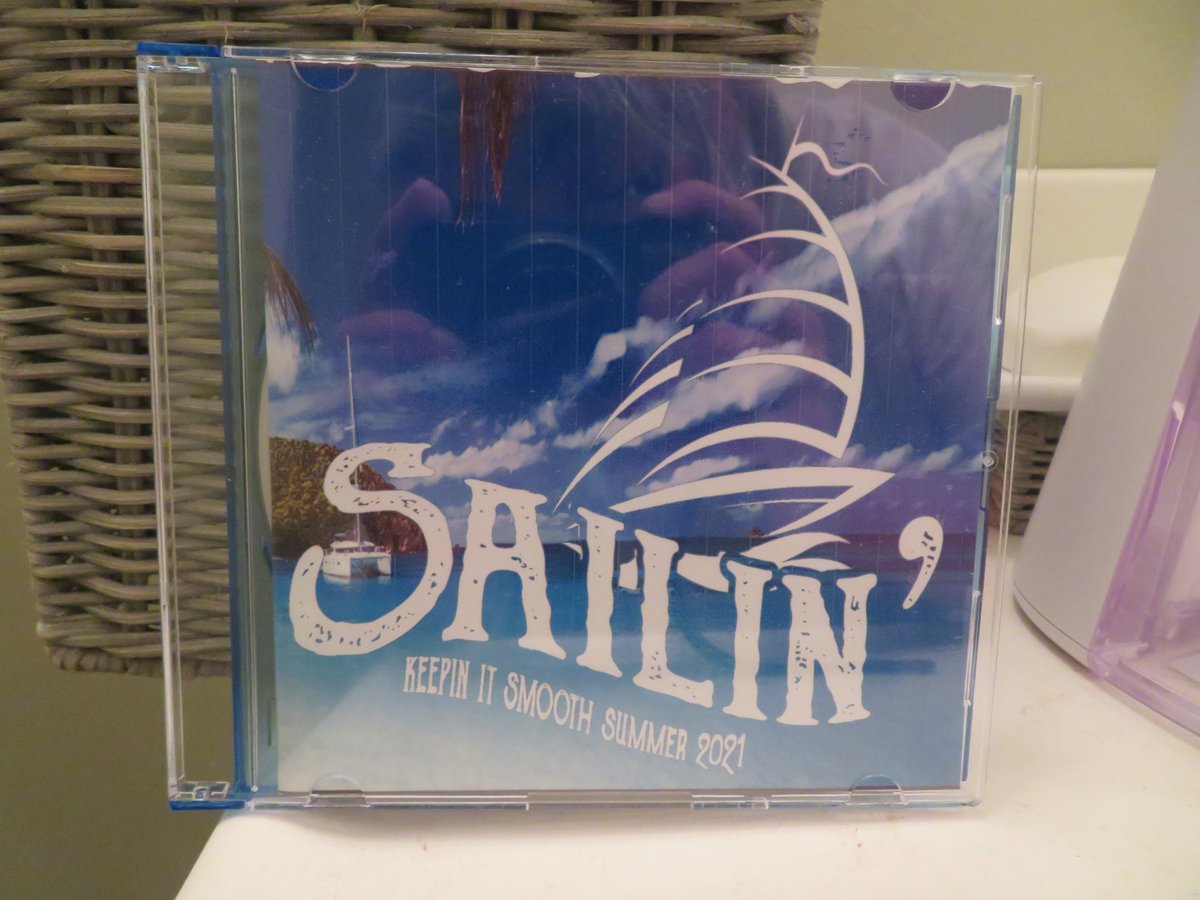 djtrishm's tweet image. CD mixes still mater! My Friend Jenny send me this cool mix. I'm really looking forward to hearing this! #cdmix #mixcd #cdmixtape #mixtapeculture