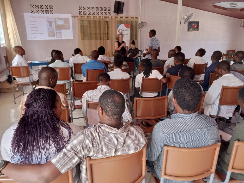 EcoleSSJT's tweet image. At @EcoleSSJT , we're committed to delivering quality education through expert trainers. On Sept25th, 2024, in collaboration with #ProgrammeCLÉ, we hosted a professional development session for our trainers to enhance their skills and knowledge, ensuring excellence in teaching.