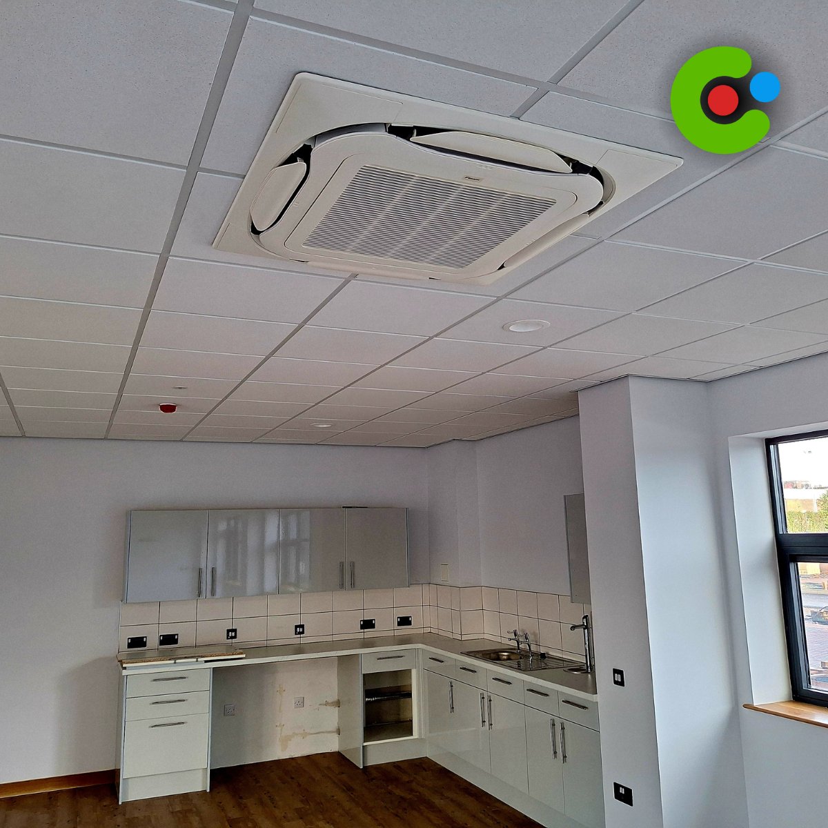 G_T_SLtd's tweet image. Our team's been hard at it on various projects across East Anglia.
Our local VRV project is now closing with our team preparing for the commissioning of R32 VRV 5 systems. GTS will also be undertaking the commissioning of the Cascade Ecodan ASHP systems.
Great work all!πΒ π’π΄π΅