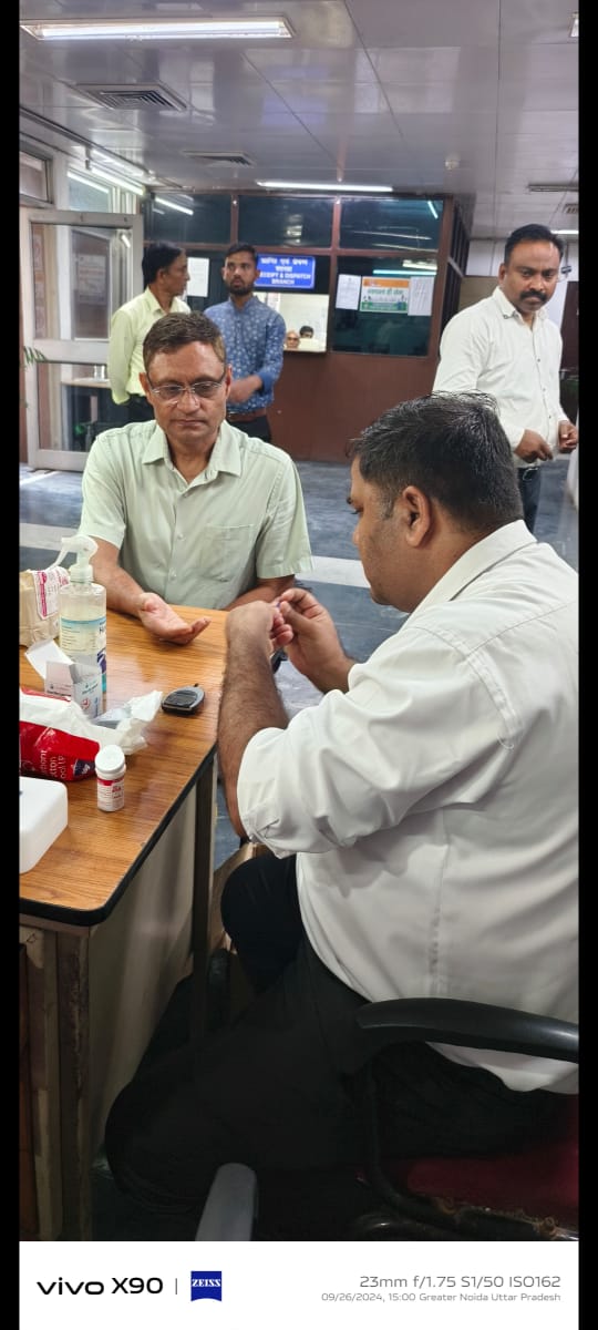 स्वच्छता पखवाड़े के अंतर्गत दिनांक 26.09.2024 को नोएडा सीमा शुल्क आयुक्तालय के तत्त्वावधान में,  कार्यालय परिसर में कॉन्कोर के सहयोग से स्वास्थ जाँच का निशुल्क शिविर लगाया गया, जिसमे कार्यालय में पदस्थापित सभी अधिकारीयों/ कर्मचारीयों एवं सहायक कर्मियों ने अपनी स्वास्थ जाँच कराई I
