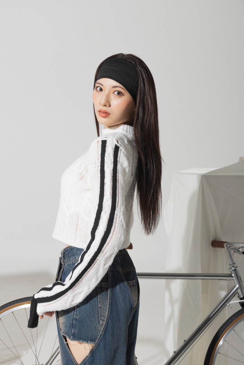 spiralgirl_jp's tweet photo. 『WINTER TREND starring #iScream』

📸🩶 RUI SOLO SHOT

@iscream_ldh
#アイサケ
⁡
▼コーデをチェック▼
https://t.co/af987TlWUR https://t.co/UxmNYP5inF