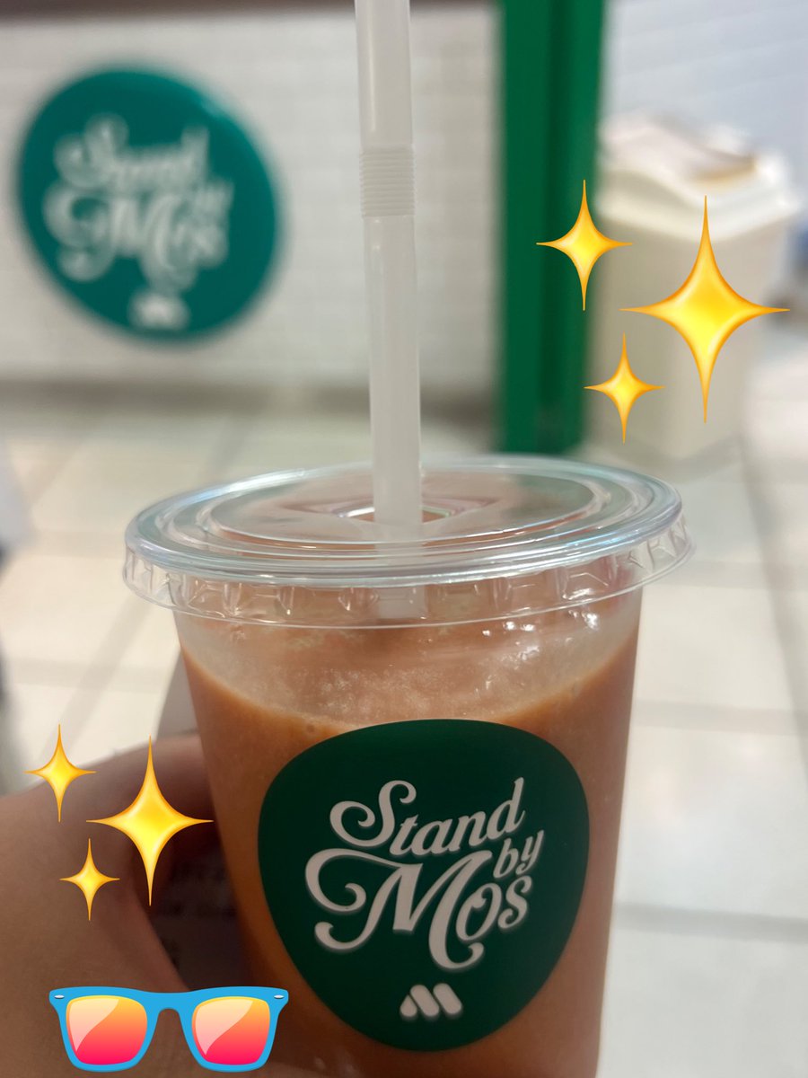 mesumochi's tweet photo. 飲むモスバーガーが出来てたー！！！
うんっまい(⸝⸝›_‹⸝⸝)
あ！9月最初の生存報告です！ https://t.co/BFnbKBzH8T