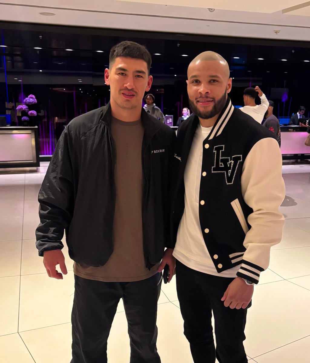 Despite prepping for an undisputed fight, its great to see Bivol still has time for photos with his fans 

Humble