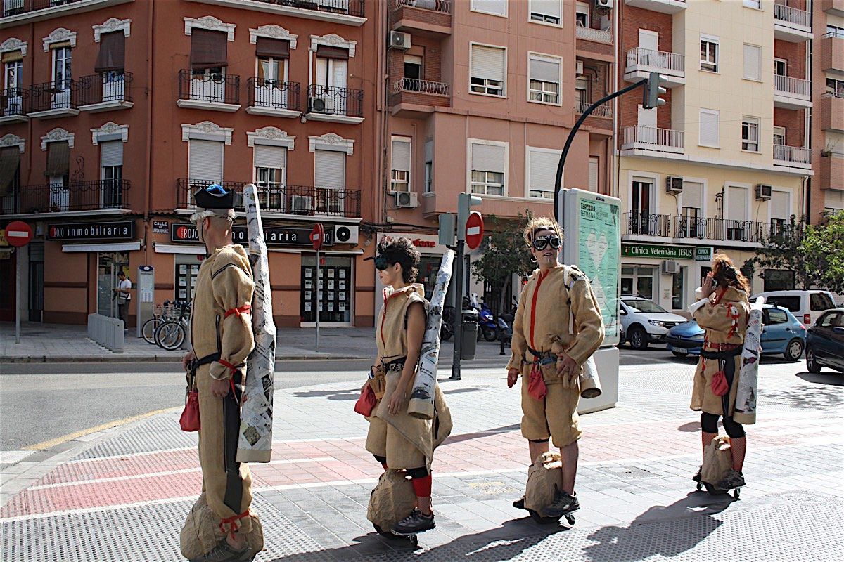 🙌 Disfruta este domingo 29 de 'Tempus', un espectáculo de comedia en la calle de la compañía <a href="/visitantsteatre/">VISITANTS</a>, para celebrar el inicio de temporada de <a href="/AVETID/">AVETID</a>.

⏰ 12:30 h 📍 Zona del <a href="/MCentralVlc/">Mercat Central VLC</a> 
⏰ 17 h 📍 Zona de les Torres de Serrans

#LesArtsEsceniquesComencem #MercatsVLC