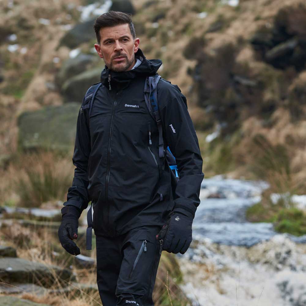 Dannahclothing's tweet photo. Keep me dry and comfortable from the rain😎 - https://t.co/c6fyLc2sWP https://t.co/Ty5mkwetOX