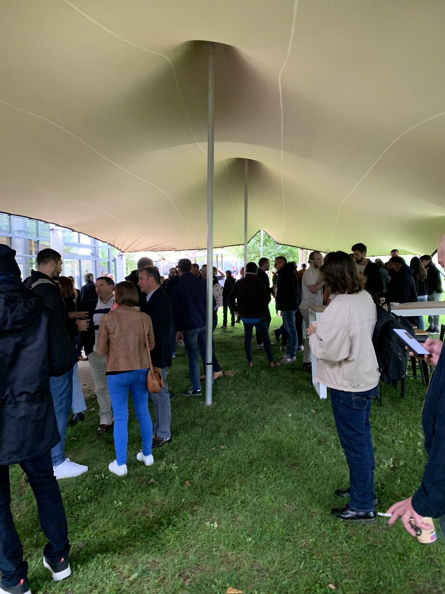 ✨25 ans du groupe SYD✨ C’est le jour J clients, partenaires et collaborateurs se sont réunis aujourd’hui dans nos locaux Nantais pour célébrer nos 25 ans d’existence ! 🎉 Une journée qui s’annonce très prometteuse ! (On croise les doigts pour que la météo soit avec nous 🤞)