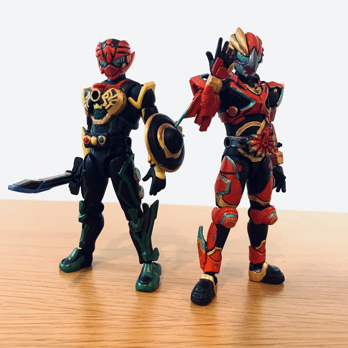 映司とアンクの立ち並びは至高 #装動 #仮面ライダーオーズ