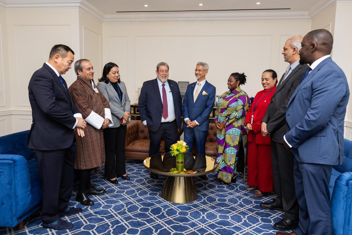 AIBSNews24's tweet image. External Affairs Minister @DrSJaishankar attended the First-ever Joint Ministerial Meeting of L-69 and C-10 groupings of nations

#UNGA79 | #UNSCReforms | @MEAIndia