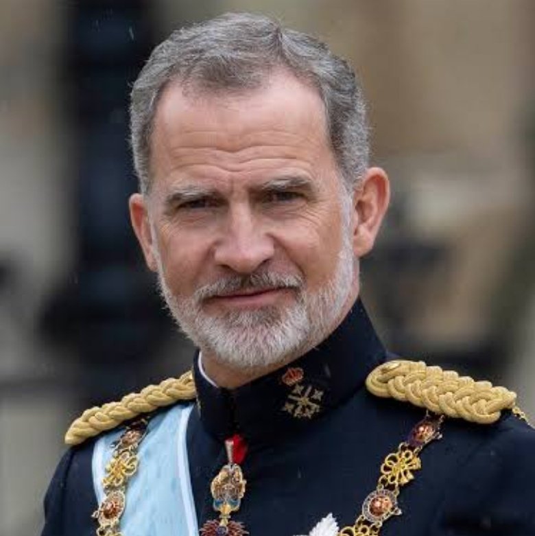 FreddyOliviery's tweet photo. -Ganan una fortuna de los impuestos
-Se sienten intocables
-Nadie votó por ellos
-No respetan protocolos
-Unos parásitos de la sociedad https://t.co/gIdbyZ5vp7