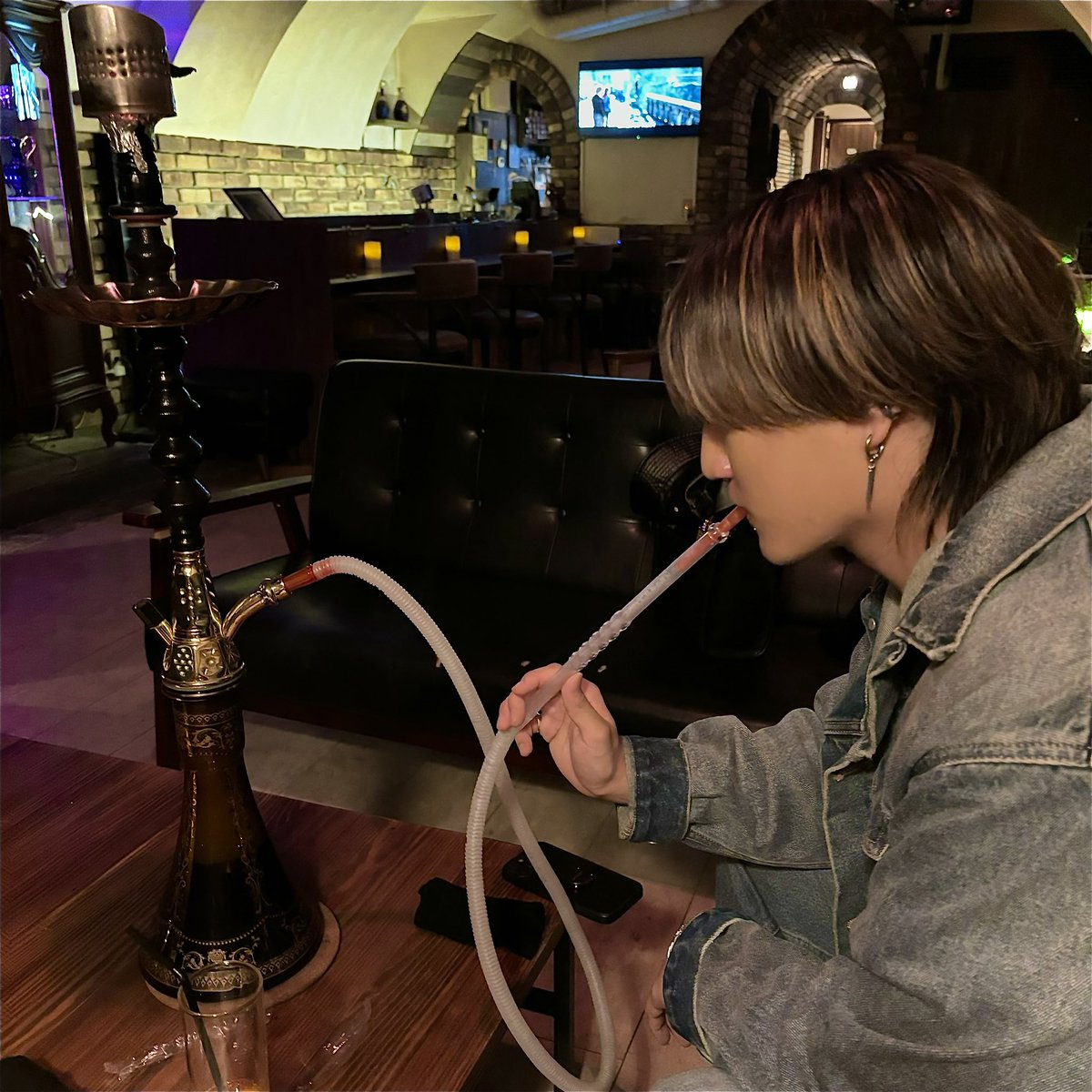 シーシャ💨

#ホスト #歌舞伎町 #ミナミ #大阪 #イケメン #ホストクラブ #キャバ嬢 #歌舞伎 #キャバクラ #bar #夜職 #職業イケメン #水商売 #シャンパンタワー #心斎橋 #ネオホス #大阪ミナミ