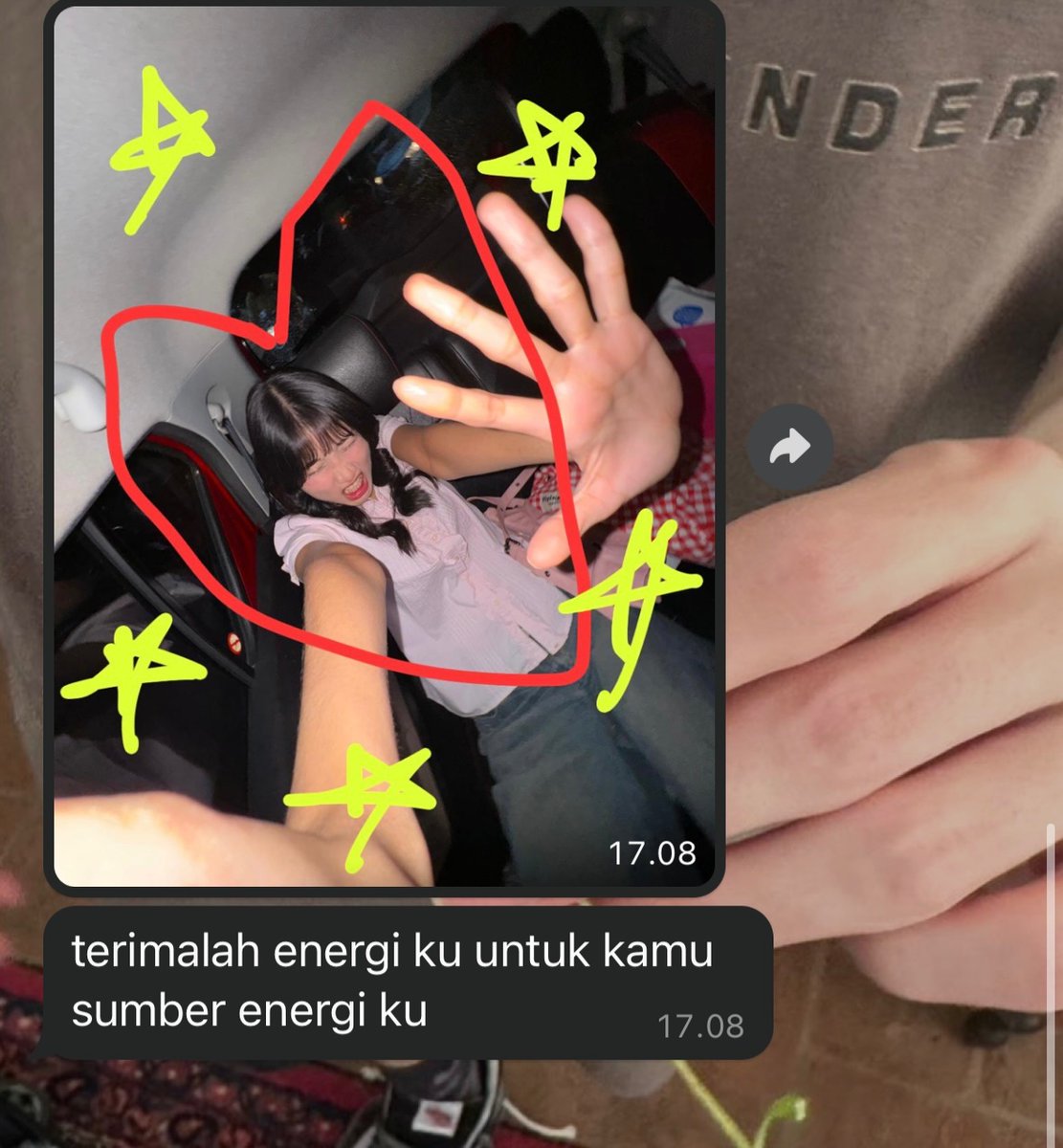 エリ Helisma Putri tweet media