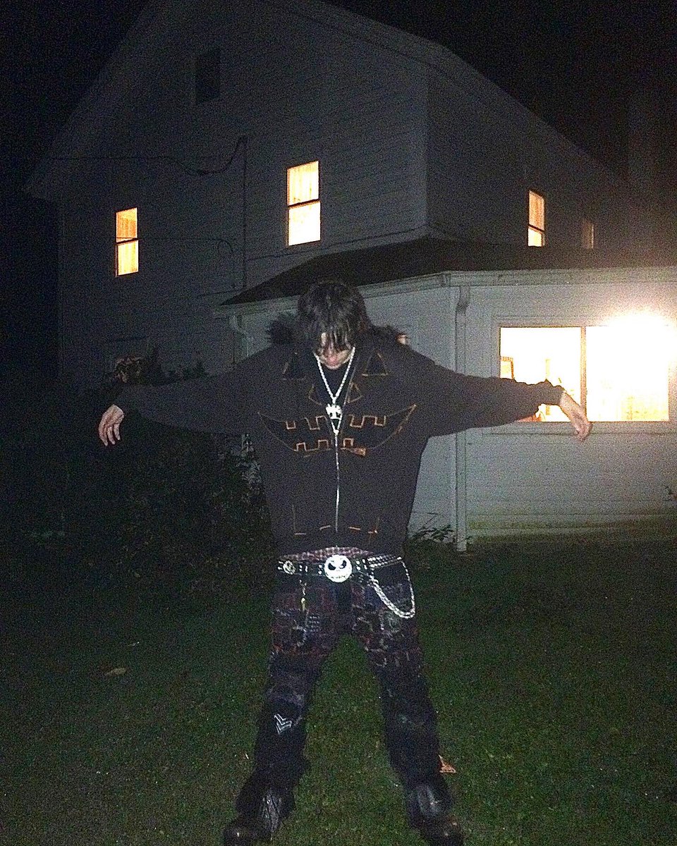 SEMATARY GRAVE MAN ✟ ✟ ✟ (@sematarygravemn) on Twitter photo 