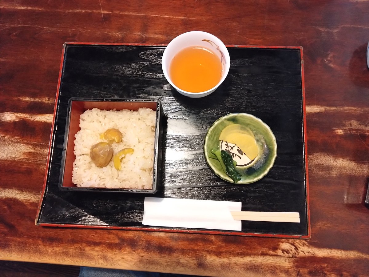 HTeru3's tweet photo. 馬籠宿にきた～ https://t.co/9kxBCAI3JN