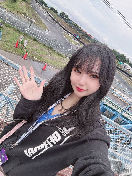 Twitterのコスプレ画像3