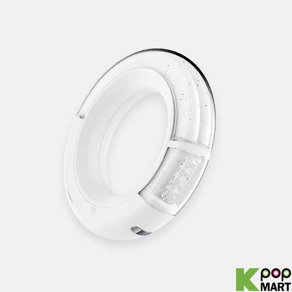 kpopmart's tweet photo. ITZY - OFFICIAL LIGHT RING VER 2 ⚪️
https://t.co/dNG06JSHtM
#ITZY #LIGHTRING #official #kpop #kgoods #kpopmart https://t.co/igaRBpoH4s https://t.co/d6gWI2cRmt