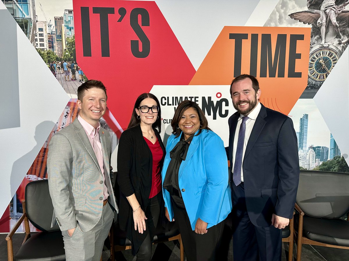 caleb_dresser's tweet photo. Inspiring #ClimateWeek2024 with our @BIDMCEM @HarvardCCHANGE @FXBHarvard climate fellows and alumni. A huge thanks to @climatehealth_ @CUClimateHealth @Americares and the many other professionals, thinkers, and leaders working to make positive change in our world. https://t.co/AEMoH0rh4F