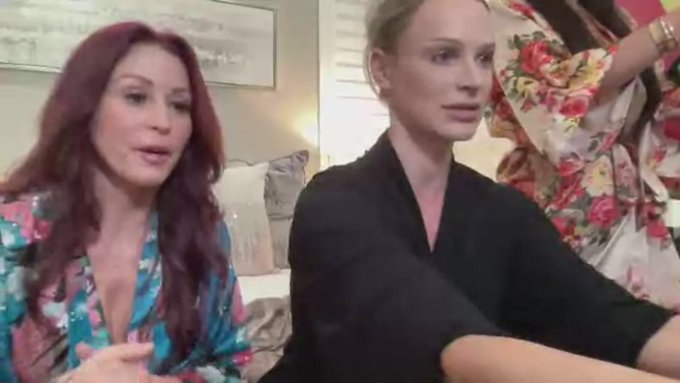 Watch Monique Alexander's leaked NSFW photo on TwXstars