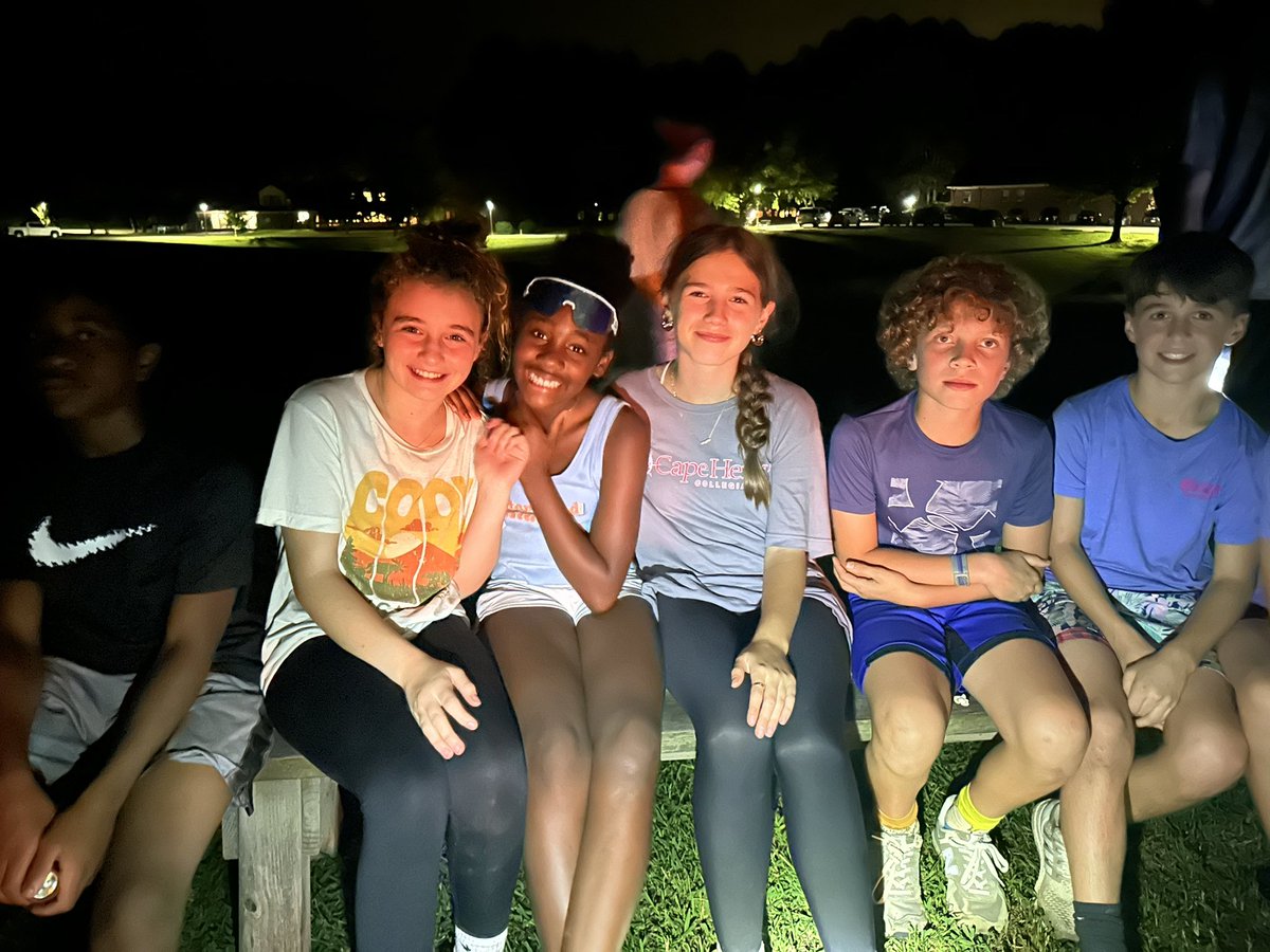 CHCNexus's tweet photo. #CHCGr6Retreat25 The kids were all smiles. Students (new and returning) have commented how many new friends they made today!  Mission accomplished! What a great way to start the year and their middle school experience. https://t.co/o3QXv1uHXf
