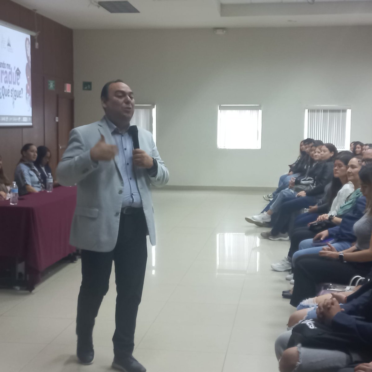El día de hoy tuvimos en la Universidad Americana del Noreste campus Saltillo el foro "Y cuando me gradúe ¿qué sigue?" evento organizado por el consejo de vinculación universidad - empresa.
<a href="/UANEOficial/">UANE</a>